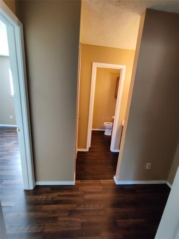 Building Photo - 130 Country Bend