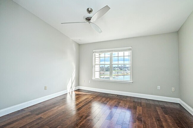 Building Photo - 44171 Paget Terrace