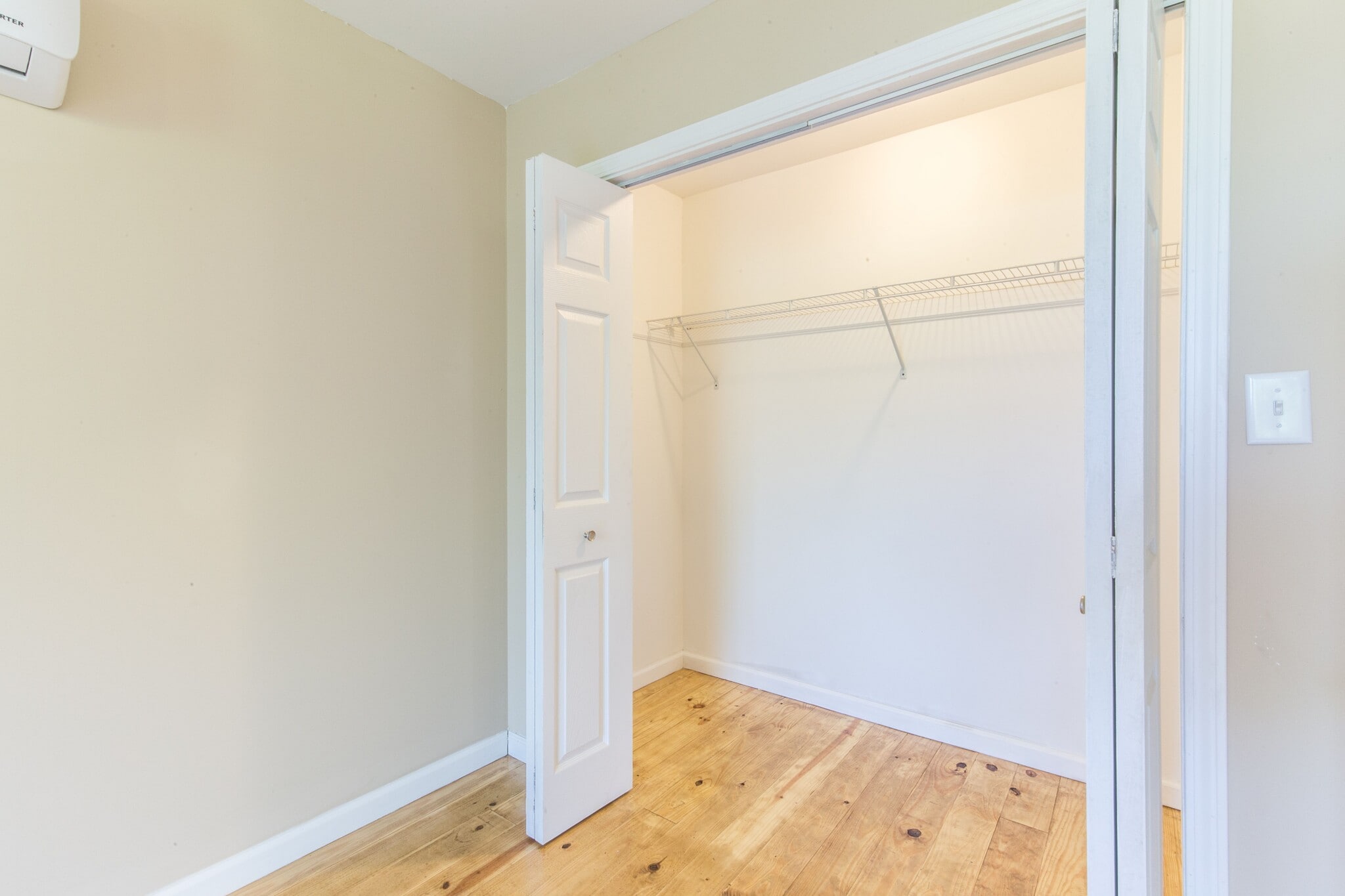 Building Photo - 55 N Warren St