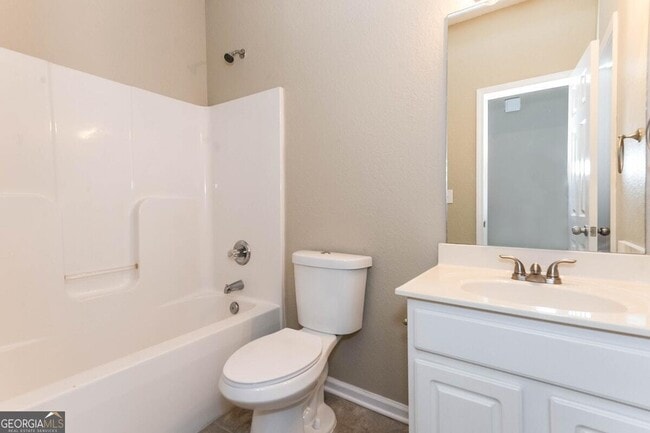 Building Photo - 320 Brookview Dr