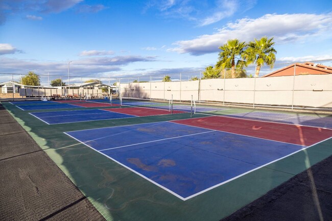 Building Photo - 9351 E 28th St