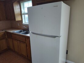 Building Photo - 2117 Aruba Dr