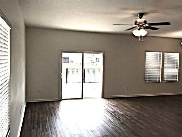 Building Photo - 163 E Jayce Way