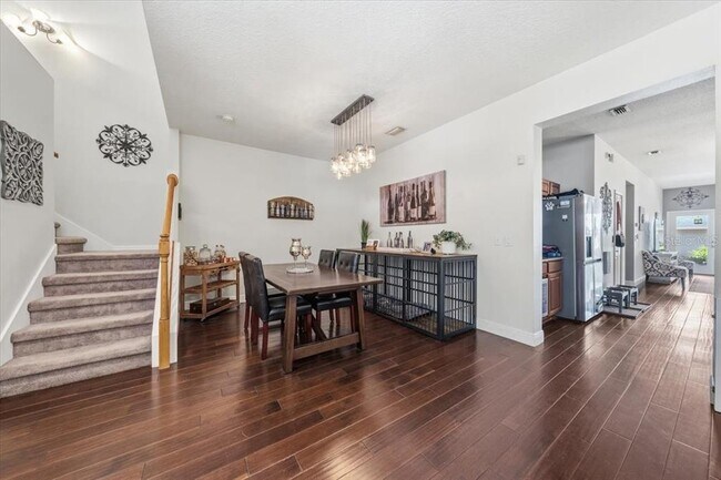 Building Photo - 9606 Royce Dr