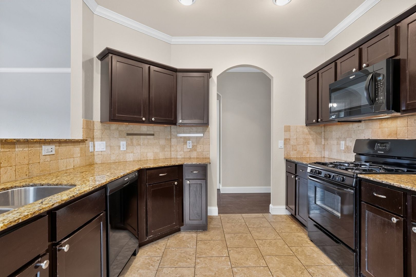 Building Photo - 13113 Camden Dr