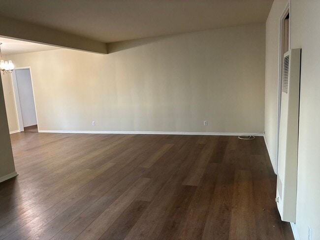 Building Photo - 1387 Eagle Vista Dr