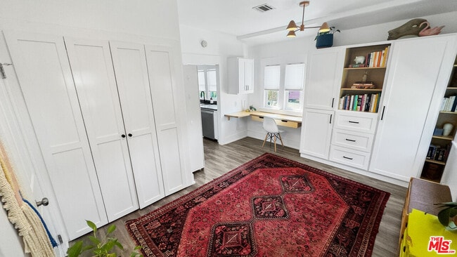 Building Photo - 3489 2nd Ave