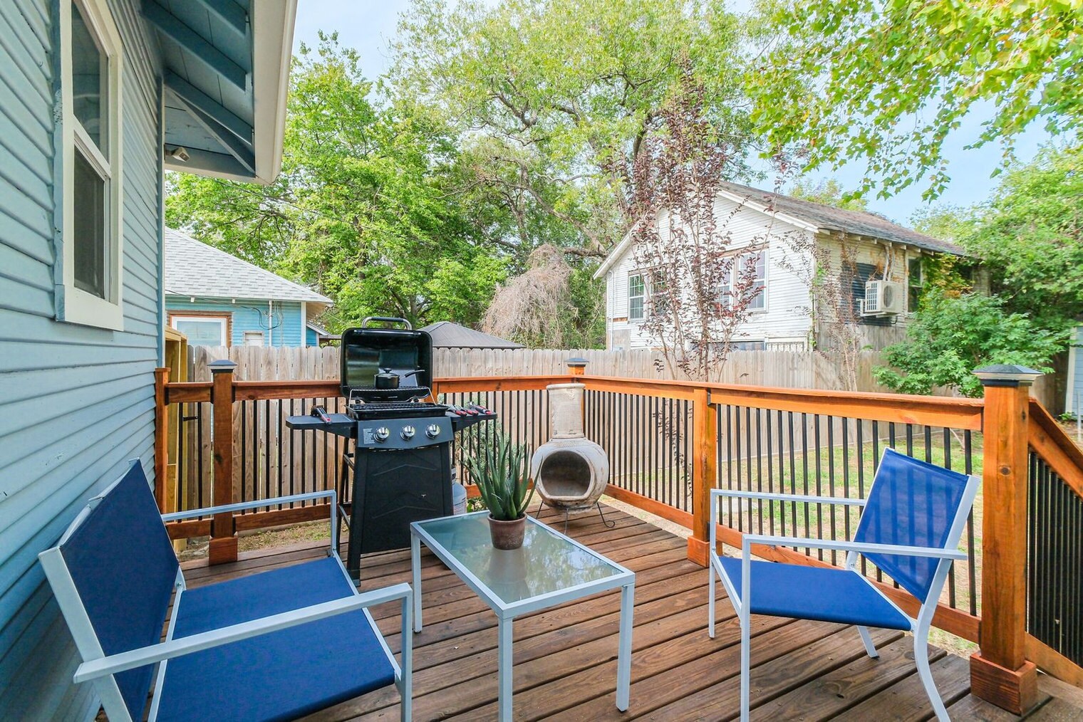 Building Photo - 207 Lindale St