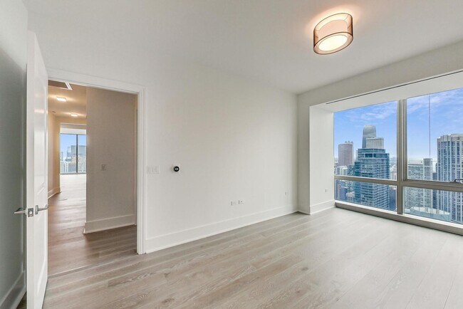 Building Photo - 363 E Wacker Dr
