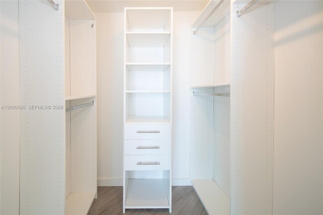 Building Photo - 1100 S Miami Ave