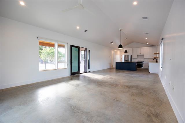 Building Photo - 1021 Nomas St