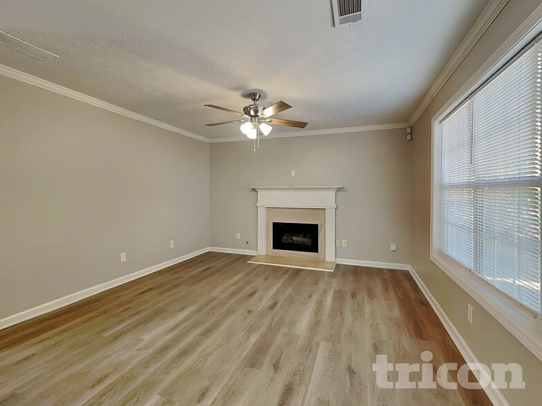 Building Photo - 360 Brannans Ct