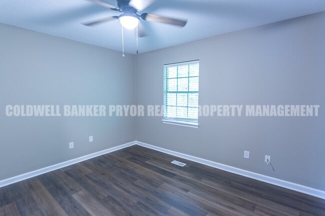 Building Photo - 5824 Moody Sawyer Rd