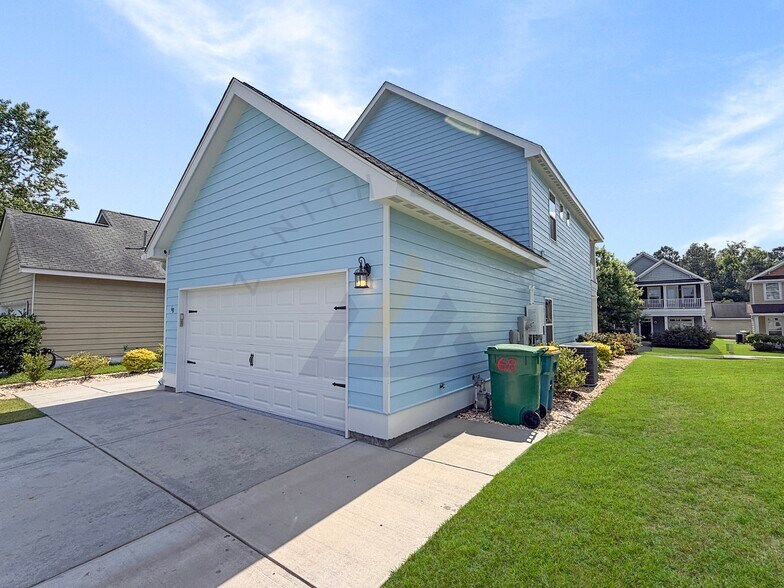 Building Photo - 68 Heritage Pky