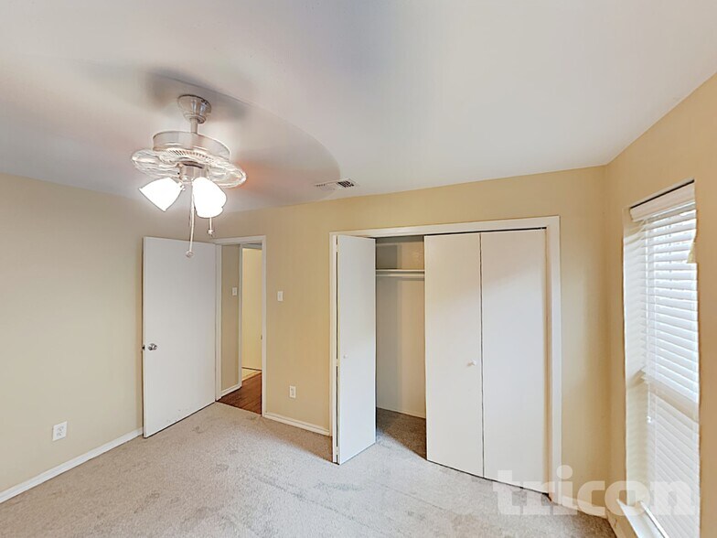 Building Photo - 2617 Spiceberry Ln