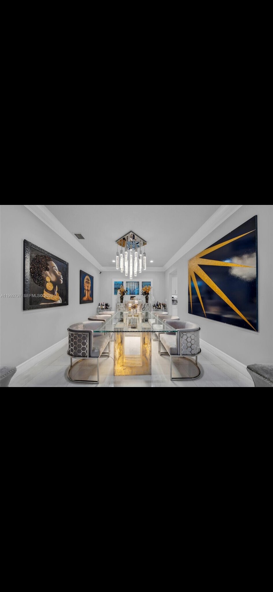 Building Photo - 16849 Pierre Cir