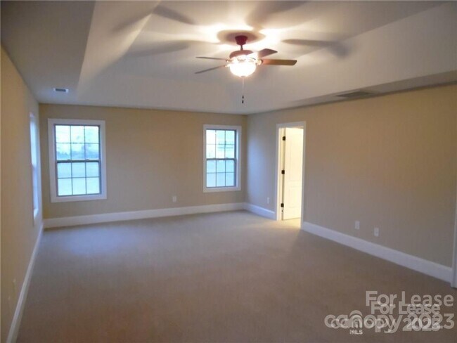 Building Photo - 117 Elmrich Ct