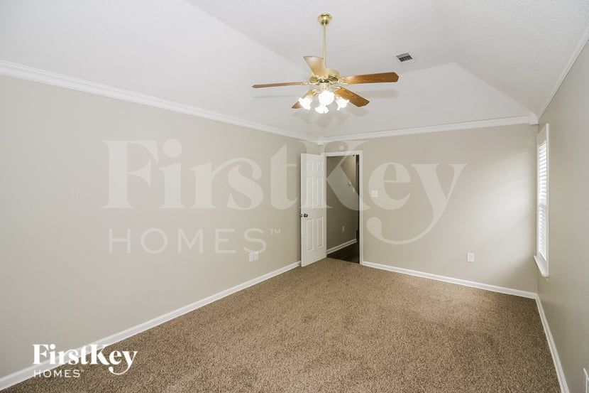 Building Photo - 8788 Overcup Oaks Dr