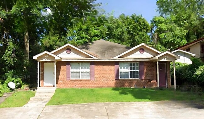 Primary Photo - 1315 Pinellas St