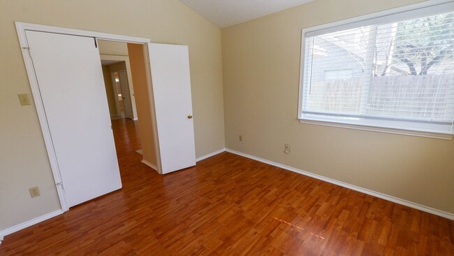 Building Photo - 6223 Avery Island Ave