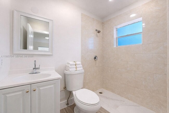 Building Photo - 2436 NW 11th St