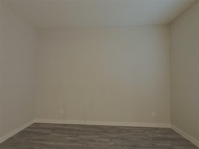Building Photo - 4920 San Fabiano Ct