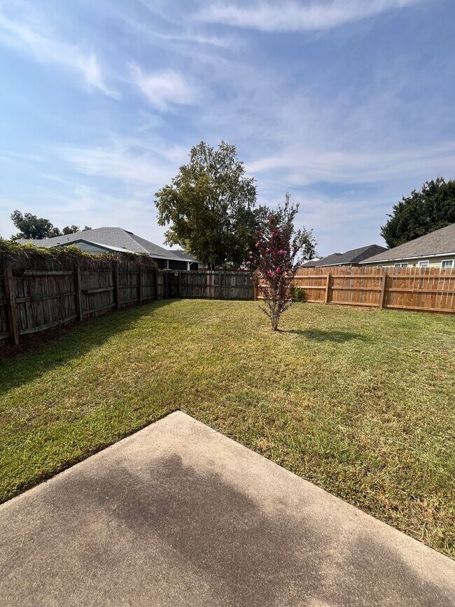 Building Photo - 5114 Branch Point Dr