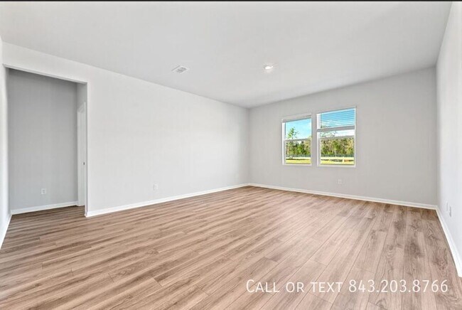 Building Photo - 503 Donnas Vw Wy