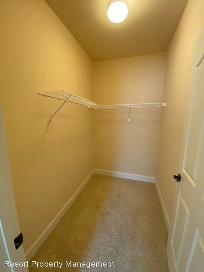 Building Photo - 3 br, 2 bath House - 6735 N Spurwing Loop 205