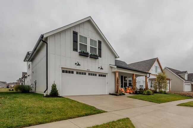 Building Photo - 8838 Eliot Dr