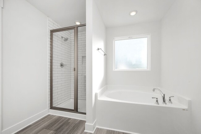 Building Photo - 2626 Unitas Dr