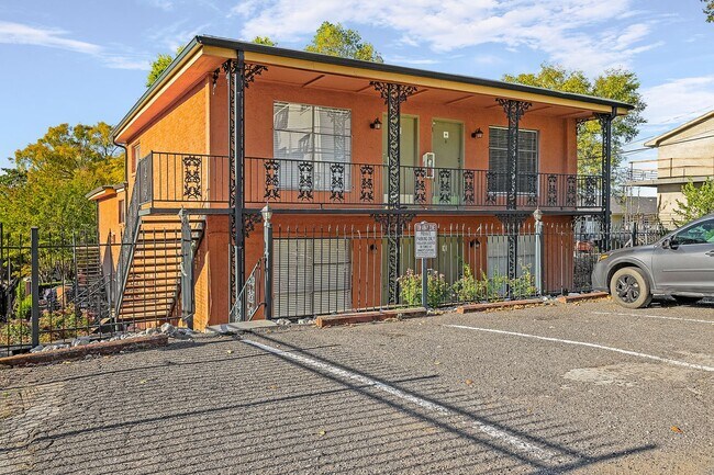 Interior Photo - St. Anne