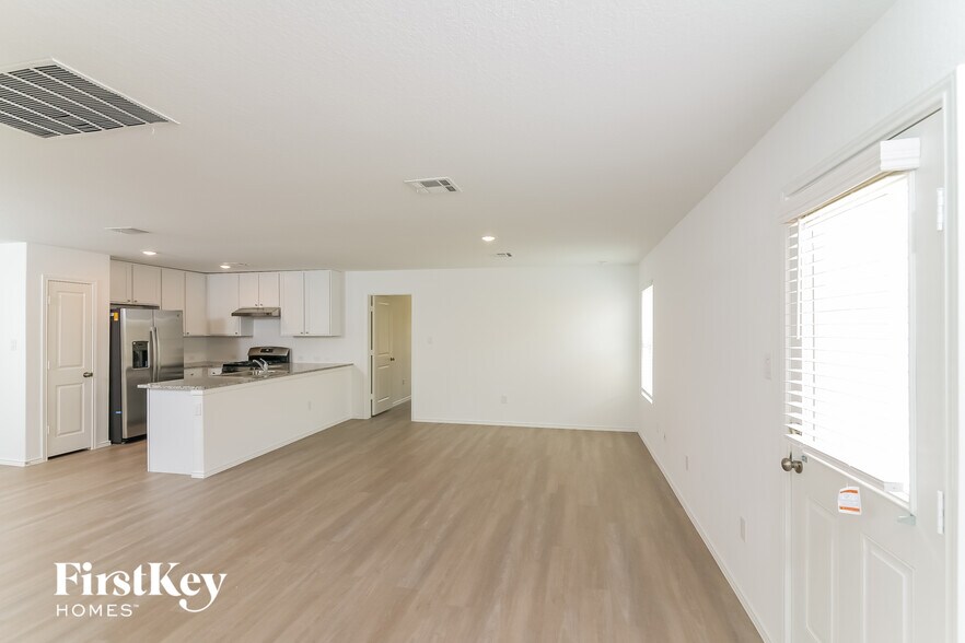 Building Photo - 7946 Serro Medina