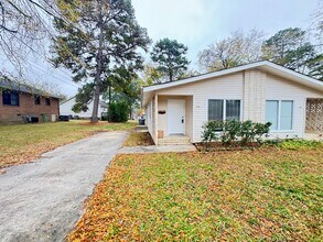 Building Photo - Caldwell Duplex