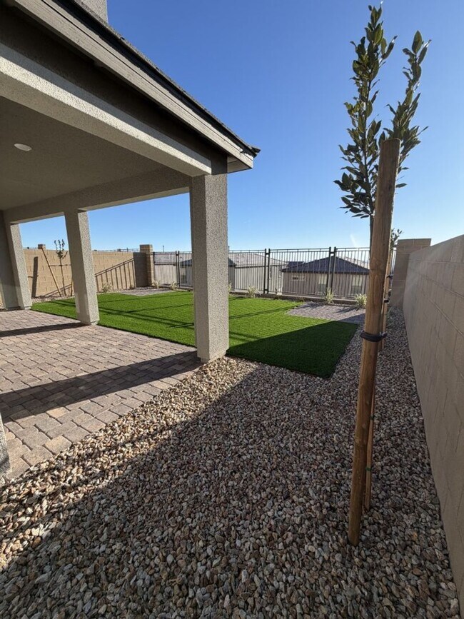 Building Photo - 544 Clover Bar Ln