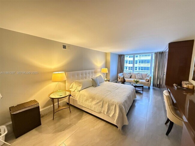 Building Photo - 4020 Galt Ocean Dr