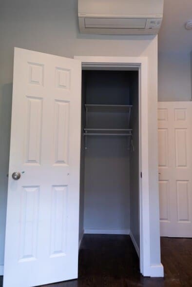 Building Photo - 18 W 125th St