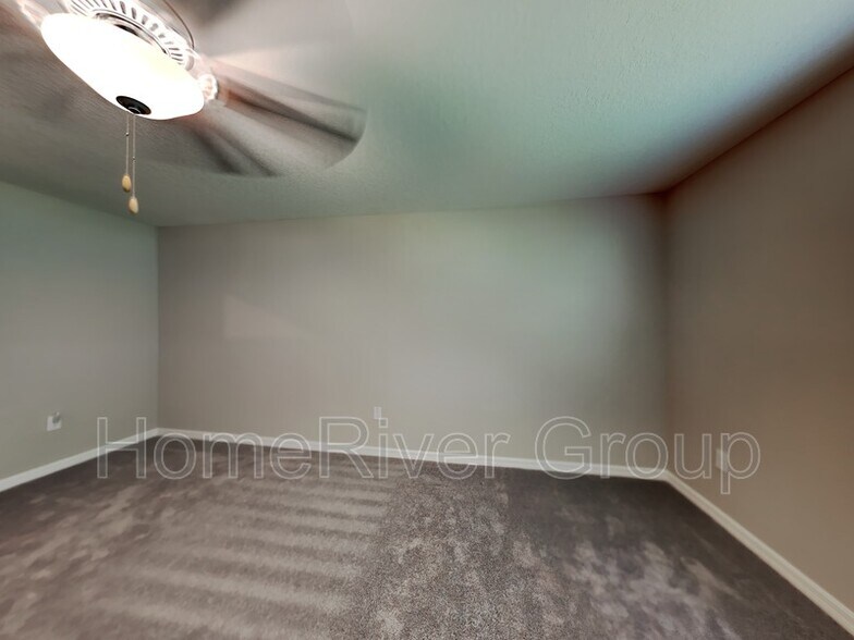 Building Photo - 10326 Scarlet Skimmer Dr