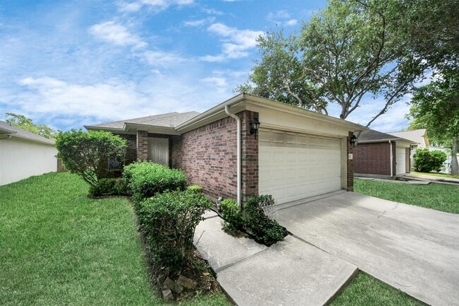 Building Photo - 24311 Hard Wood Dr