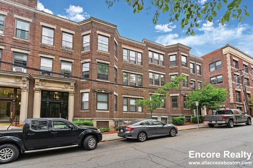 Building Photo - 15 Stearns Rd