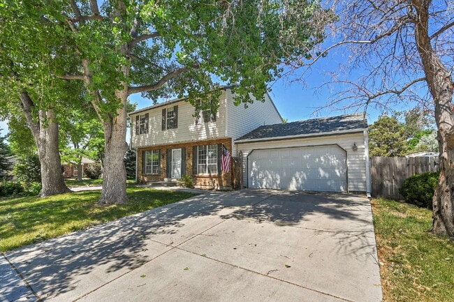 Building Photo - $2,795 - 3 Bed, 2.5 Bath Home with Central...