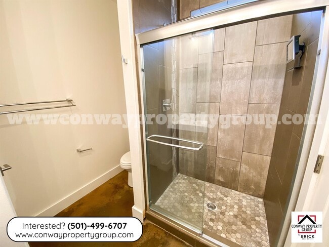 Building Photo - 1615 Bruce St