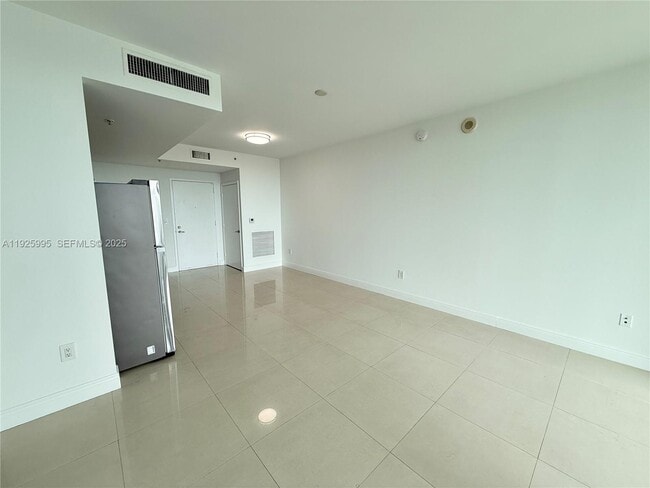 Building Photo - 90 SW 3rd St