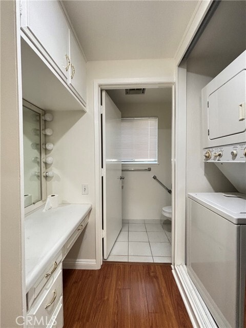 Building Photo - 2106 Via Mariposa E