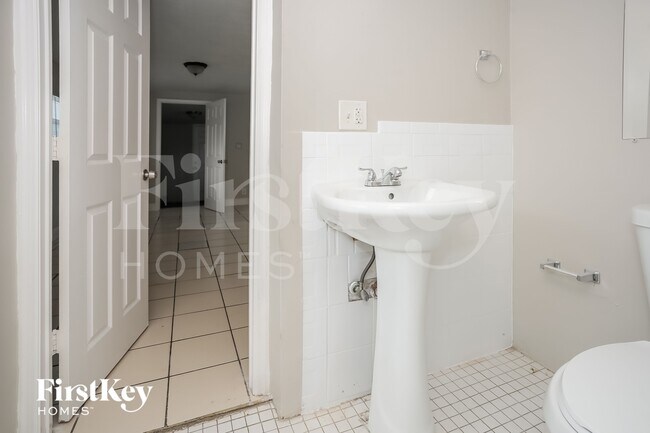 Building Photo - 1155 NW 127th St