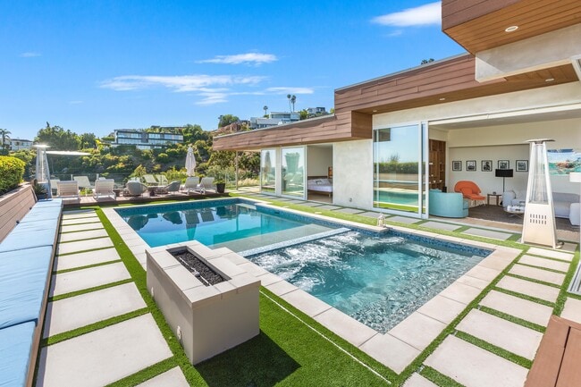 Building Photo - 1439 Devlin Dr