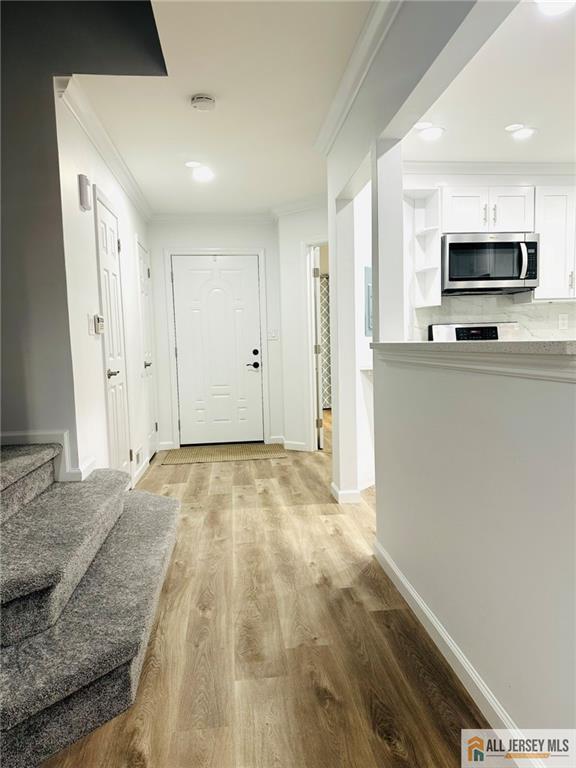 Building Photo - 16 Gerard Pl