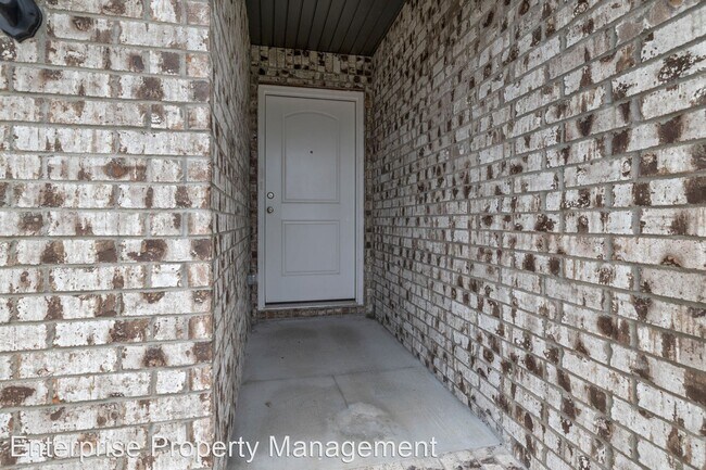 Building Photo - 3 br, 2 bath House - 406 E Stone Creek Rd