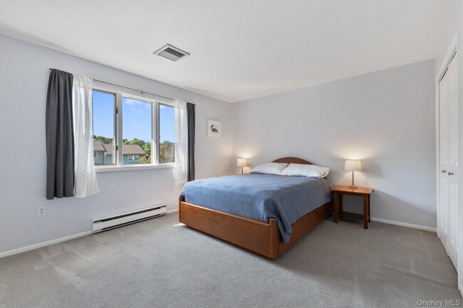 Building Photo - 56 Krystal Dr