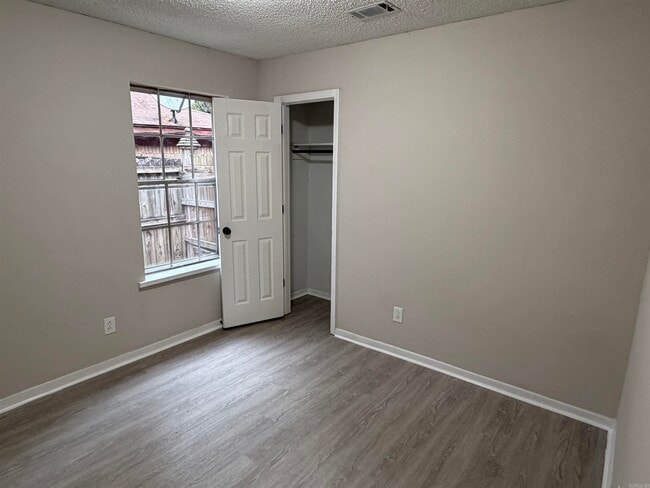 Building Photo - 10002 Stardust Trail